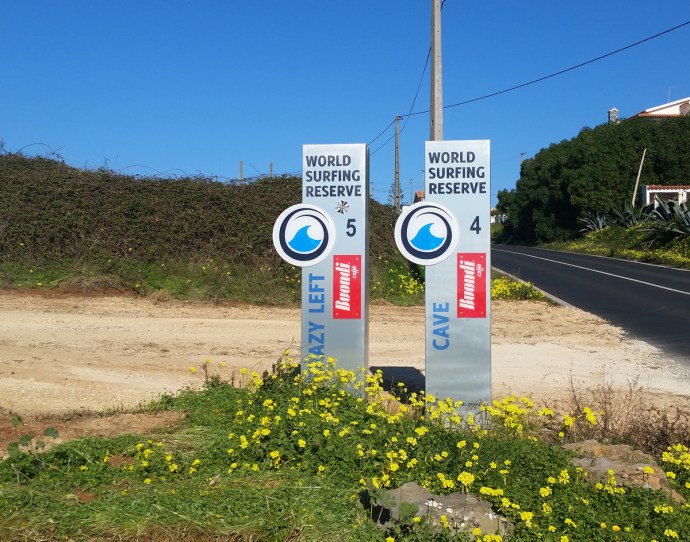 I have only ever seen surf spots marked by markers like this on the road here in Ericeira. 