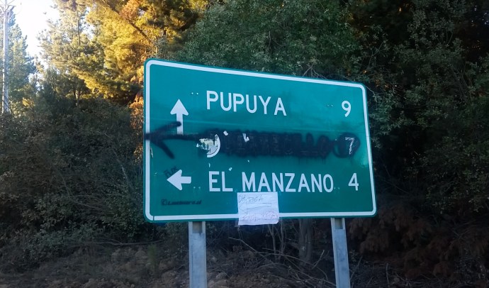 The locals ensure that you won't get too much help from the signage