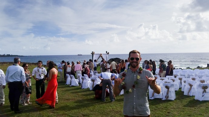 The wedding venue was near the Tahai ahu close in town.