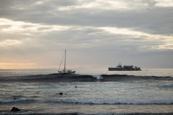 Beautiful backdrop at the Hanga Roa breaks